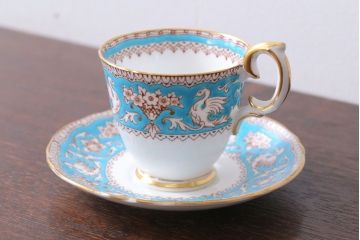 アンティーク雑貨　イギリスビンテージ　CROWN STAFFORDSHIRE(クラウンスタッフォードシャー)ELLESMERE(エルズミーア)TURQUOISE(ターコイズ)カップ&ソーサー(洋食器)