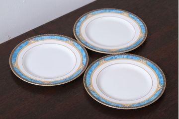 アンティーク雑貨　中古　イギリスWedgwood(ウェッジウッド)　Curzon(カーゾン)シリーズ　プレート3枚(洋食器)