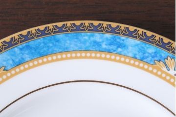 アンティーク雑貨　中古　イギリスWedgwood(ウェッジウッド)　Curzon(カーゾン)シリーズ　プレート3枚(洋食器)