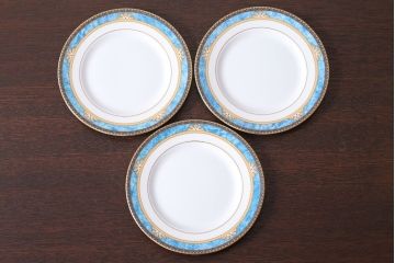 アンティーク雑貨　中古　イギリスWedgwood(ウェッジウッド)　Curzon(カーゾン)シリーズ　プレート3枚(洋食器)(2)