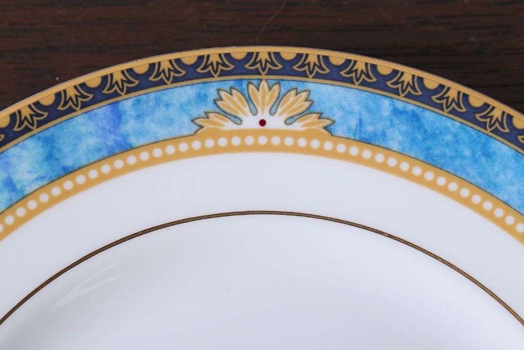 アンティーク雑貨　中古　イギリスWedgwood(ウェッジウッド)　Curzon(カーゾン)シリーズ　プレート3枚(洋食器)(2)