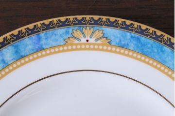 アンティーク雑貨　中古　イギリスWedgwood(ウェッジウッド)　Curzon(カーゾン)シリーズ　プレート3枚(洋食器)(2)