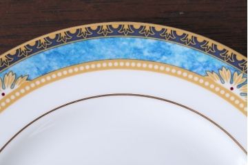 アンティーク雑貨　中古　イギリスWedgwood(ウェッジウッド)　Curzon(カーゾン)シリーズ　プレート3枚(洋食器)(2)