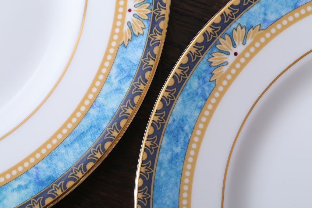 アンティーク雑貨　中古　イギリスWedgwood(ウェッジウッド)　Curzon(カーゾン)シリーズ　プレート3枚(洋食器)(2)