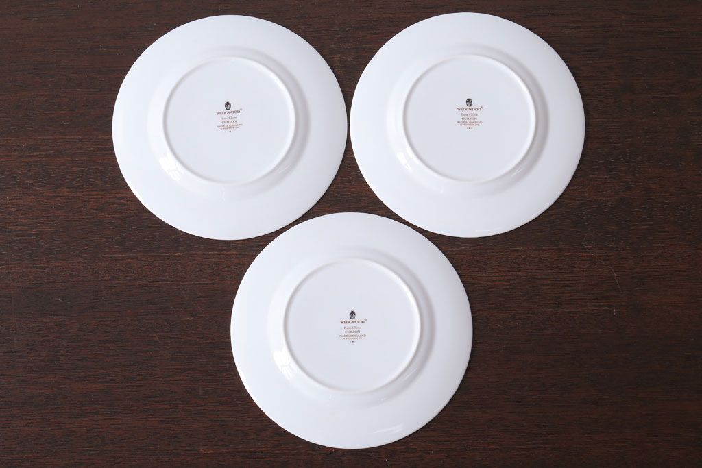 アンティーク雑貨　中古　イギリスWedgwood(ウェッジウッド)　Curzon(カーゾン)シリーズ　プレート3枚(洋食器)(2)