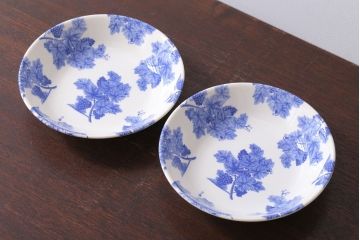 アンティーク雑貨　中古　イギリスWedgwood(ウェッジウッド) vintageblue(ビンテージブルー)深皿2枚(洋食器)