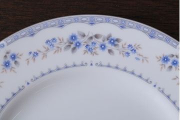 中古　イギリスWedgwood(ウェッジウッド)　GARDENIA(ガーデニア)　プレート2枚(洋食器)