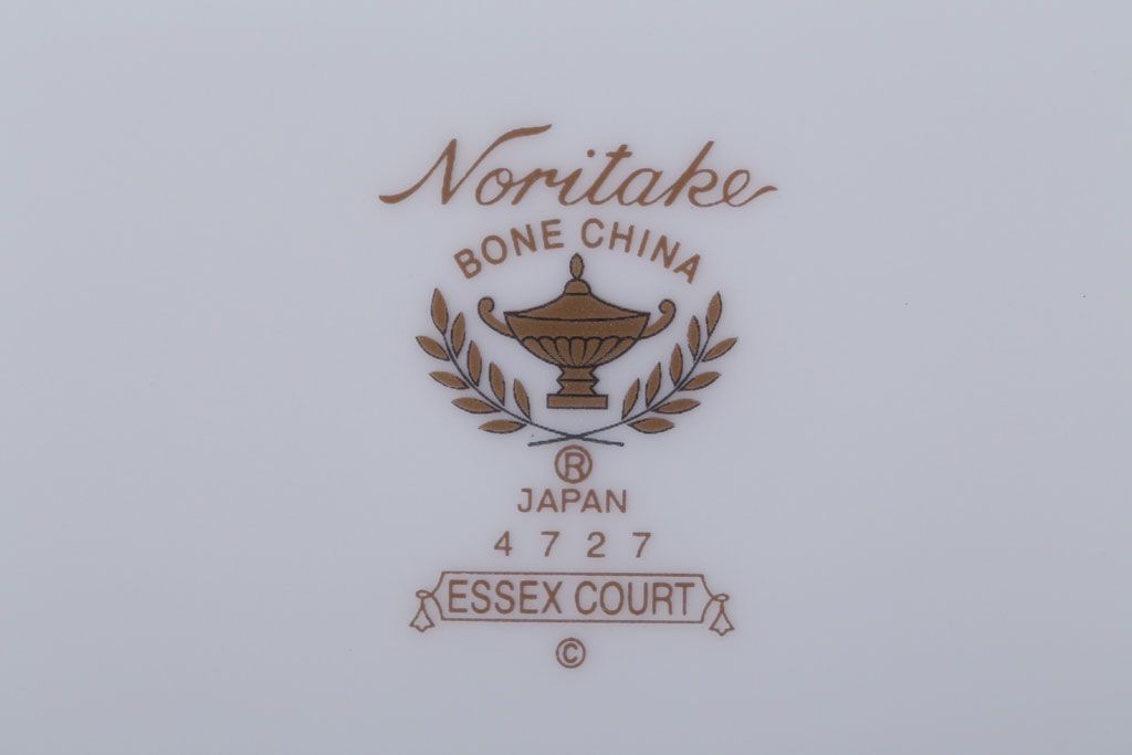 アンティーク雑貨　中古　ノリタケ(Noritake) エセックスコート　プレート2枚(洋食器)