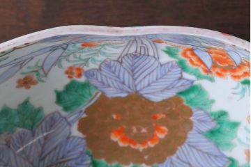 古民具・骨董　明治期 桃形鳳凰に牡丹の図　色絵深鉢(二重高台・皿・伊万里)