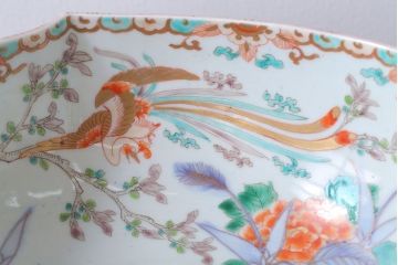 古民具・骨董　明治期 桃形鳳凰に牡丹の図　色絵深鉢(二重高台・皿・伊万里)