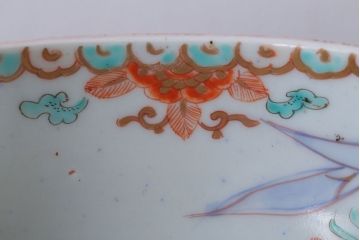 古民具・骨董　明治期 桃形鳳凰に牡丹の図　色絵深鉢(二重高台・皿・伊万里)