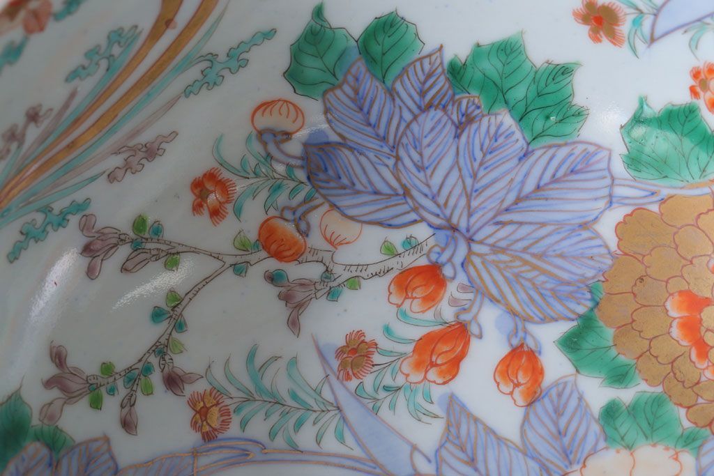 古民具・骨董　明治期 桃形鳳凰に牡丹の図　色絵深鉢(二重高台・皿・伊万里)
