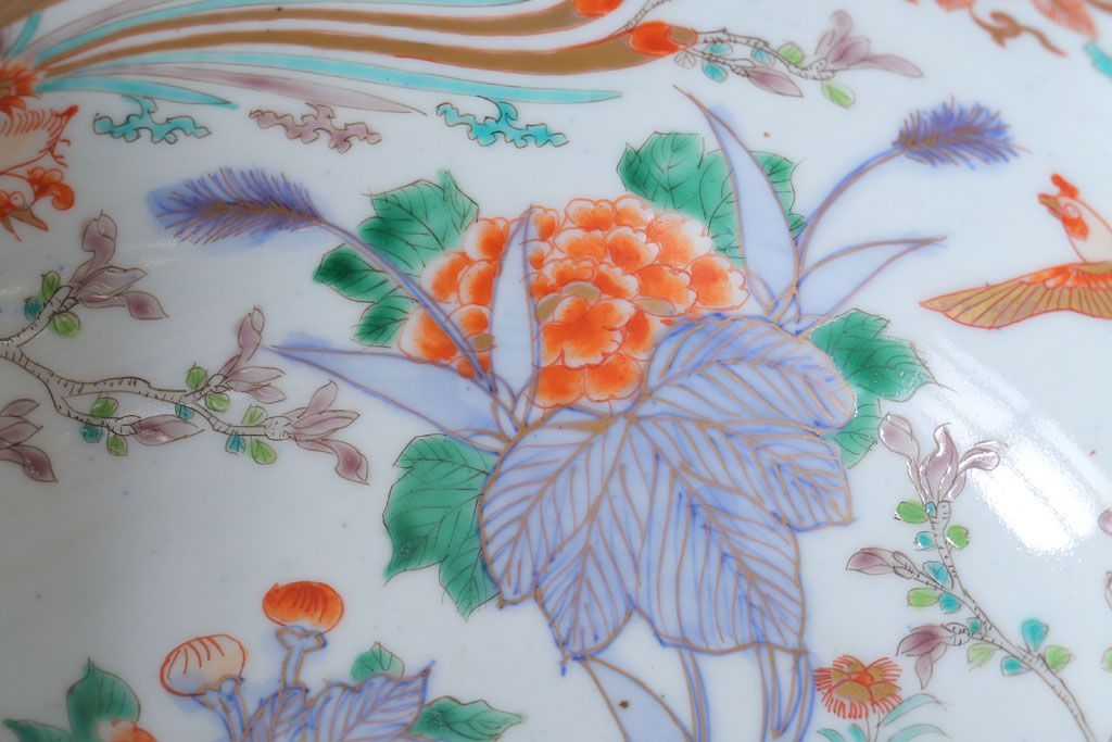 古民具・骨董　明治期 桃形鳳凰に牡丹の図　色絵深鉢(二重高台・皿・伊万里)