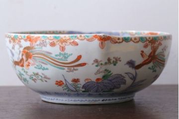 古民具・骨董　明治期 桃形鳳凰に牡丹の図　色絵深鉢(二重高台・皿・伊万里)