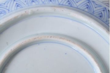 古民具・骨董　明治期 桃形鳳凰に牡丹の図　色絵深鉢(二重高台・皿・伊万里)