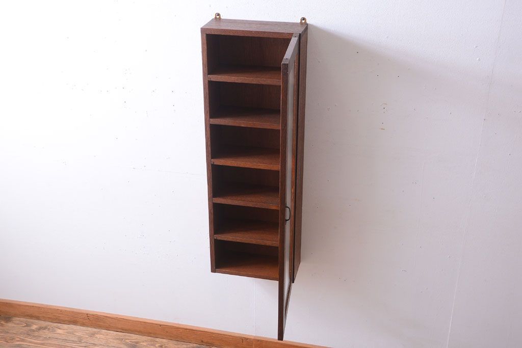 アンティーク家具　アンティーク　モールガラス入り!古い木製のお洒落な縦型壁掛け戸棚