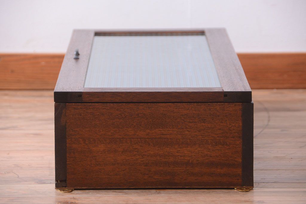 アンティーク家具　アンティーク　モールガラス入り!古い木製のお洒落な縦型壁掛け戸棚