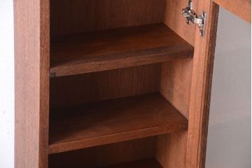 アンティーク家具　アンティーク　気泡ガラス扉!古い木製のお洒落な縦型壁掛け戸棚(1)