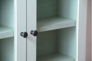 アンティーク家具　アンティークペイント　壁掛けキャビネット(収納棚)(2)