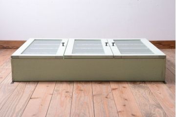 アンティーク家具　アンティークペイント　壁掛けキャビネット(収納棚)(2)