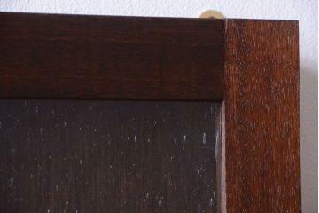 アンティーク家具　アンティーク　気泡ガラス扉!古い木製のお洒落な縦型壁掛け戸棚(2)