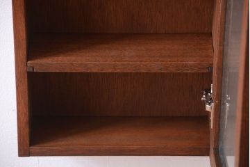 アンティーク家具　アンティーク　気泡ガラス扉!古い木製のお洒落な縦型壁掛け戸棚(2)