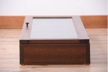 アンティーク家具　アンティーク　気泡ガラス扉!古い木製のお洒落な縦型壁掛け戸棚(2)