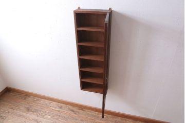 アンティーク家具　アンティーク　古い木製のお洒落な縦型壁掛け戸棚(2)