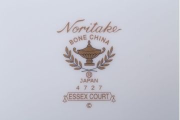 アンティーク雑貨　中古　ノリタケ(Noritake) エセックスコート　プレート2枚(洋食器)(2)
