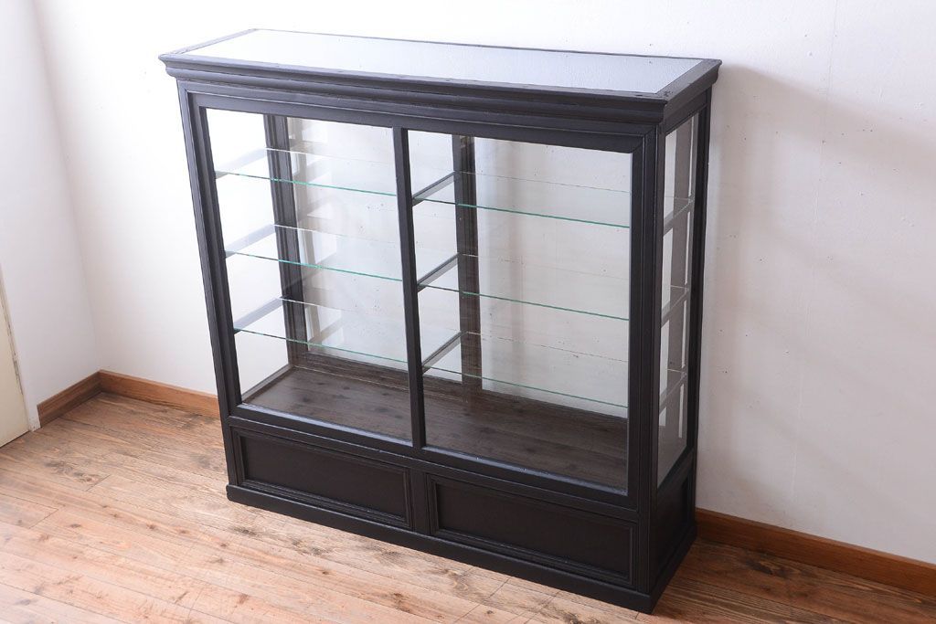 アンティーク家具　大正ロマン　つや消しブラックペイントのアンティークガラスケース