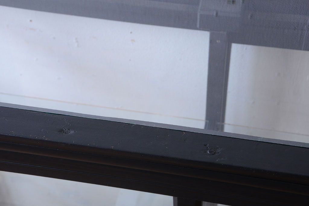 アンティーク家具　大正ロマン　つや消しブラックペイントのアンティークガラスケース