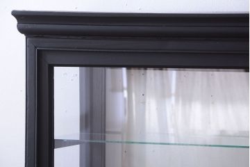 アンティーク家具　大正ロマン　つや消しブラックペイントのアンティークガラスケース