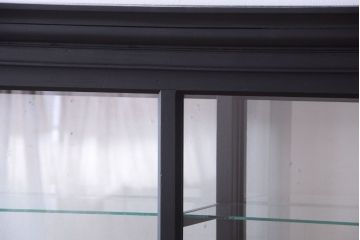 アンティーク家具　大正ロマン　つや消しブラックペイントのアンティークガラスケース