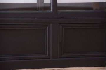 アンティーク家具　大正ロマン　つや消しブラックペイントのアンティークガラスケース