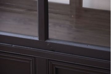 アンティーク家具　大正ロマン　つや消しブラックペイントのアンティークガラスケース