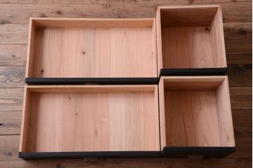 アンティーク家具　大正ロマン　つや消しブラックペイントのアンティークガラスケース