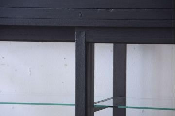 アンティーク家具　大正ロマン　つや消しブラックペイントのアンティークガラスケース