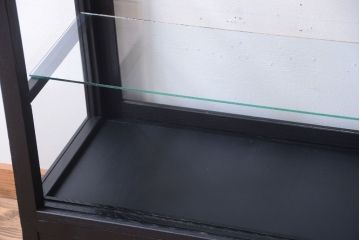 アンティーク家具　大正ロマン　つや消しブラックペイントのアンティークガラスケース