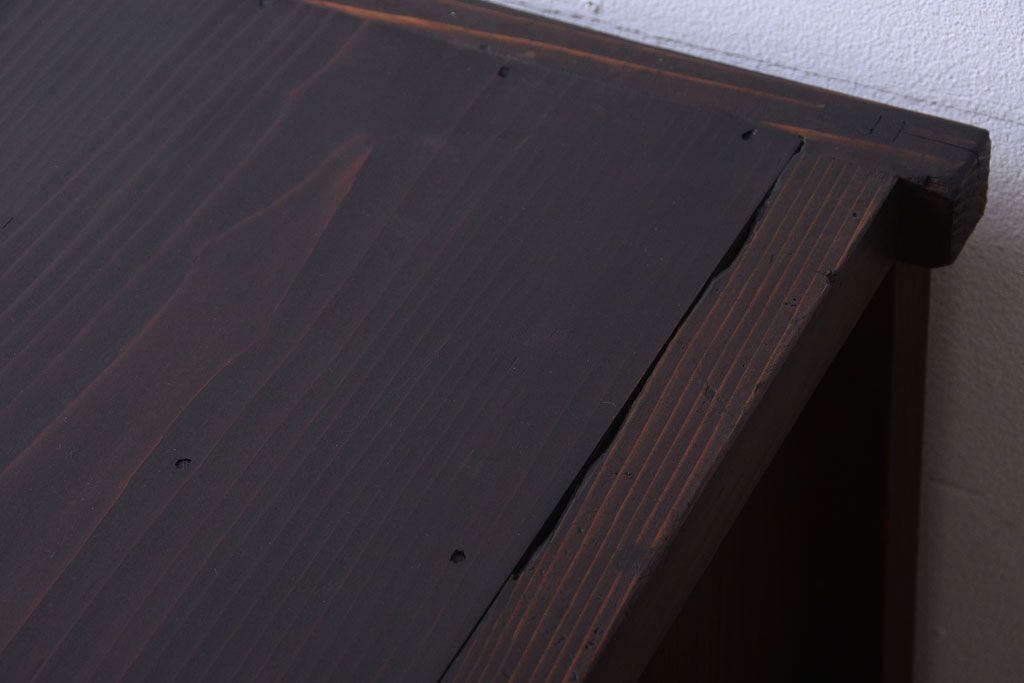 アンティーク家具　和製アンティーク　モールガラス引き戸付き!古い木製の戸棚(収納棚)