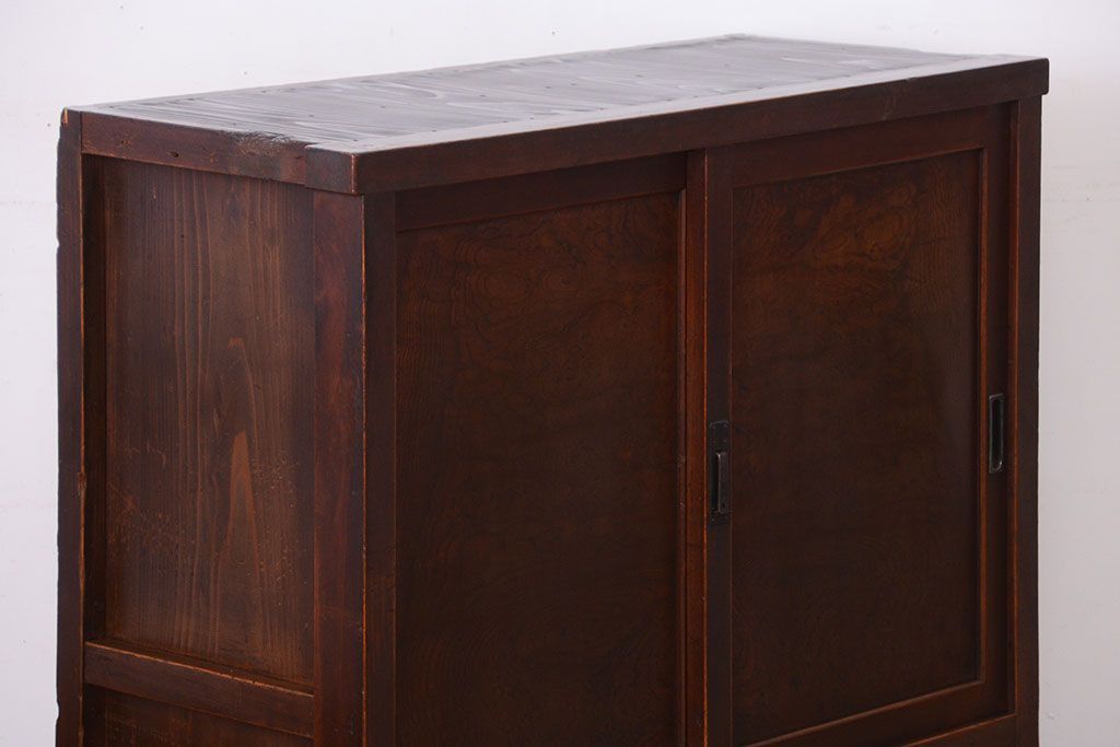 アンティーク家具　古民具・骨董　鏡板玉杢材!アンティーク戸棚(収納棚)