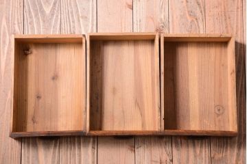 アンティーク家具　古民具・骨董　鏡板玉杢材!アンティーク戸棚(収納棚)