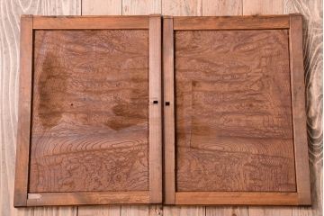 アンティーク家具　古民具・骨董　鏡板玉杢材!アンティーク戸棚(収納棚)