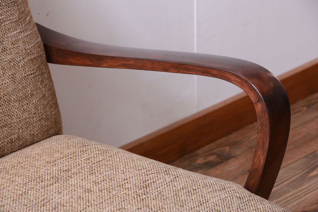 レトロ家具　アンティーク　シンプルでレトロなアームソファ(2)