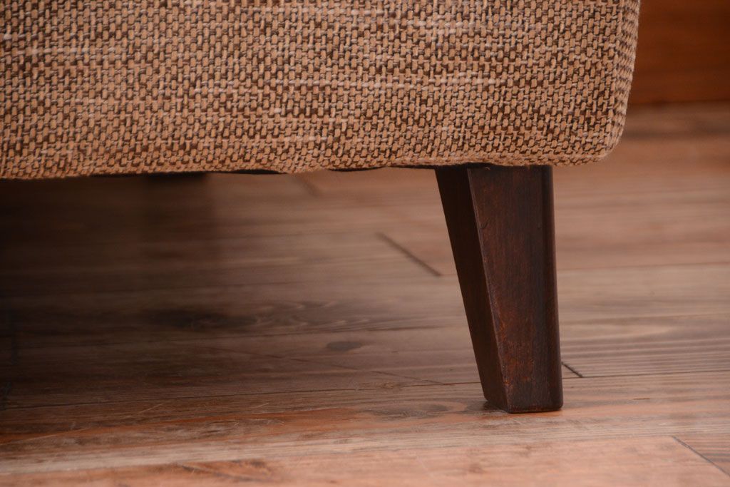 レトロ家具　アンティーク　シンプルでレトロなアームソファ(2)