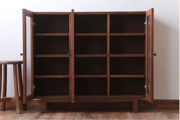 アンティーク家具　和製アンティーク　古材製!扉付きマス目棚(収納棚)