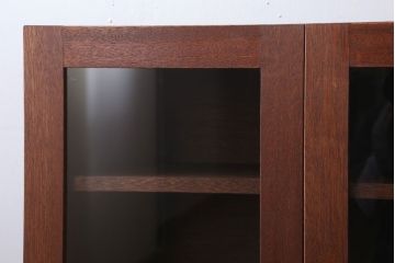 アンティーク家具　和製アンティーク　古材製!扉付きマス目棚(収納棚)
