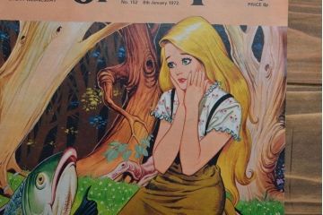 アンティーク雑貨　イギリスビンテージ　1972年　Once Upon a Time 児童雑誌(絵本)4冊セット