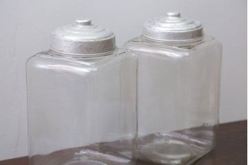 アンティーク雑貨　昭和レトロ　古い駄菓子屋のアンティークガラス瓶(ビン)2個セット