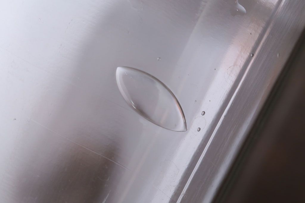 アンティーク雑貨　昭和レトロ　古い駄菓子屋のアンティークガラス瓶(ビン)2個セット