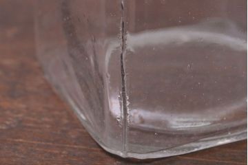 アンティーク雑貨　昭和レトロ　古い駄菓子屋のアンティークガラス瓶(ビン)2個セット(2)